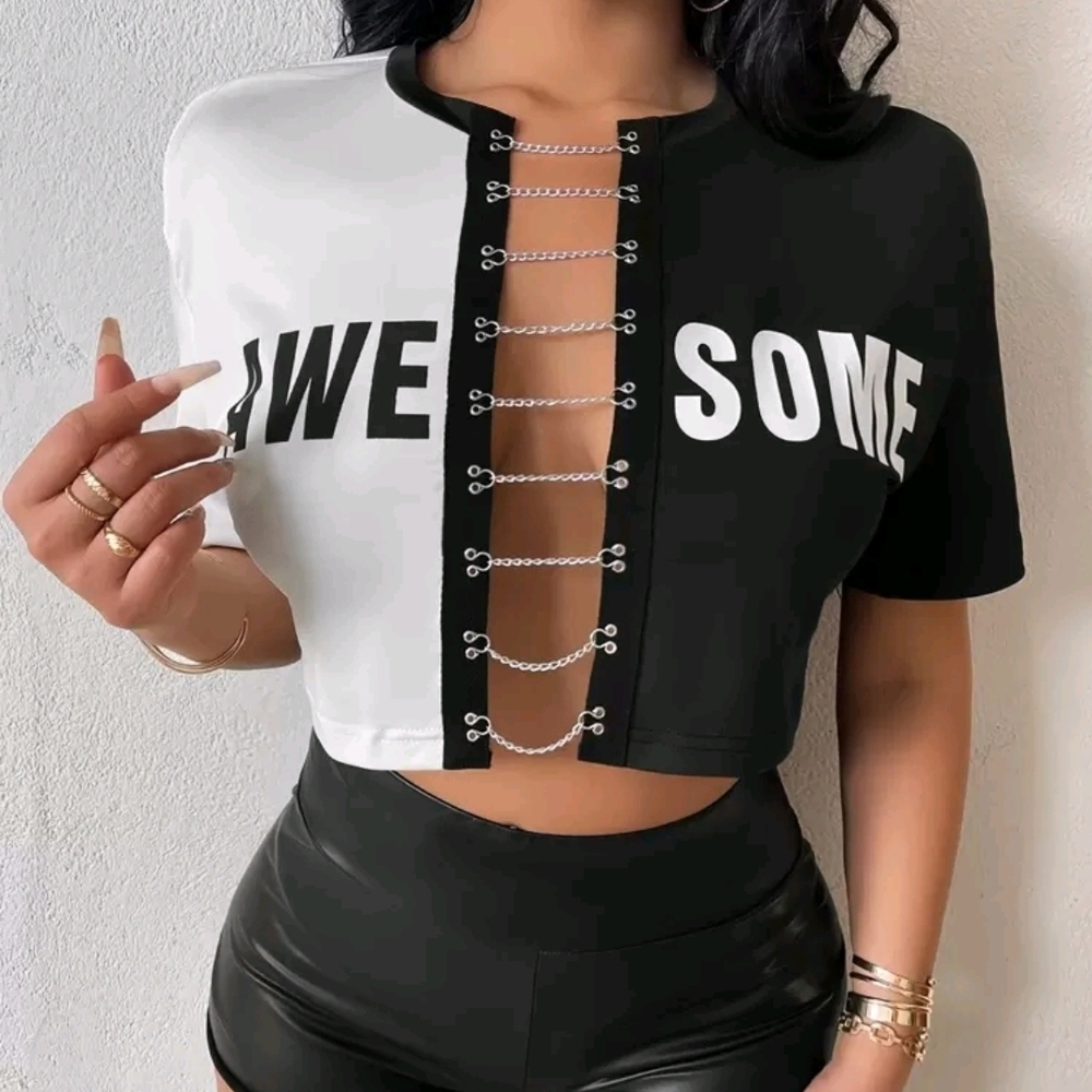 SHEIN Black and White Crop Top Tee